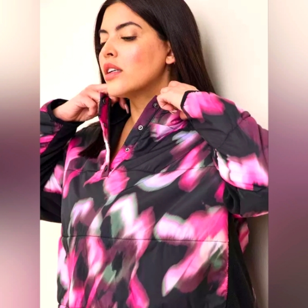 NWT Torrid Mock Neck Puffer